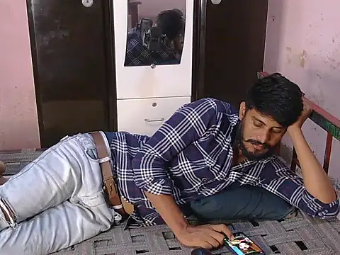 Snapshot of krishjaat43 chatting on 12, 6, 2026 krishjaat43 online show from 12, 6, 2026