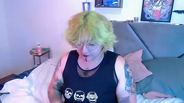 XxGreenGoodxX online show from 2, 2, 2026