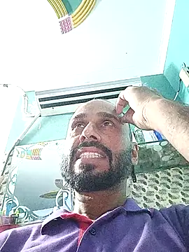 Snapshot of amitkumarkangra chatting on 19, 9, 2025 amitkumarkangra online show from 19, 9, 2025