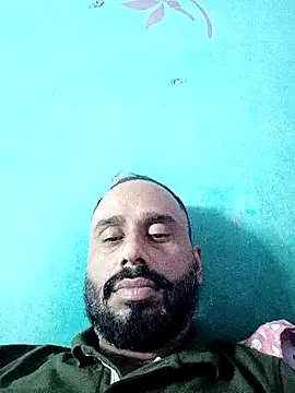 Snapshot of amitkumarkangra chatting on 21, 9, 2025 amitkumarkangra online show from 21, 9, 2025