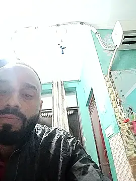 Snapshot of amitkumarkangra chatting on 7, 10, 2025 amitkumarkangra online show from 7, 10, 2025