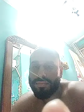 Snapshot of amitkumarkangra chatting on 13, 10, 2025 amitkumarkangra online show from 13, 10, 2025