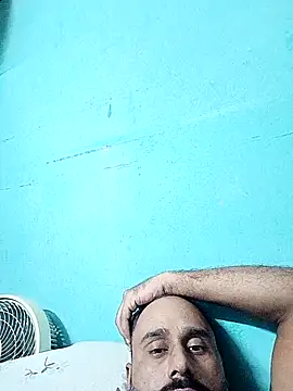 Snapshot of amitkumarkangra chatting on 16, 10, 2025 amitkumarkangra online show from 16, 10, 2025