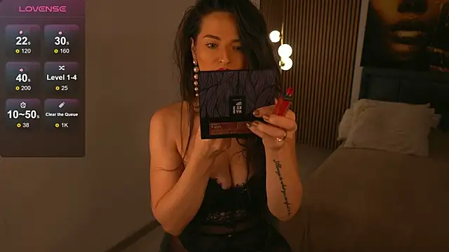 Snapshot of BarbaraXoXoX chatting on 18, 11, 2025 BarbaraXoXoX online show from 18, 11, 2025