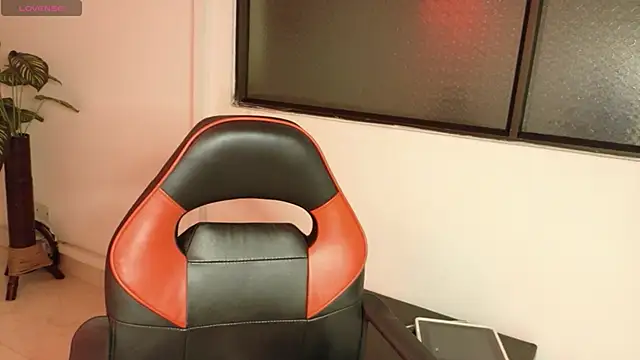 Hell Girll  online show from 17, 11, 2025