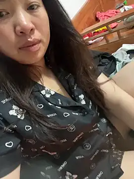 Nhung584 online show from 15, 11, 2025