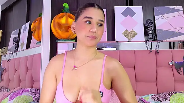 CriistallMuller online show from 14, 10, 2025