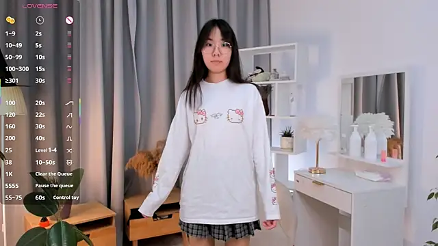 UdelaDodson online show from 14, 11, 2025