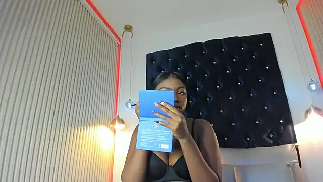 DahianaLopez  online show from 14, 5, 2026