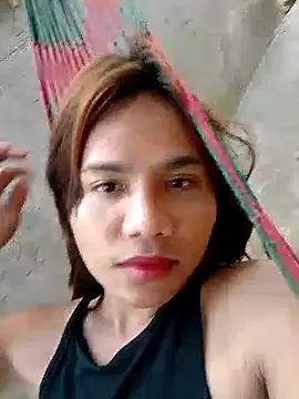 zoeytransph online show from 7, 4, 2026