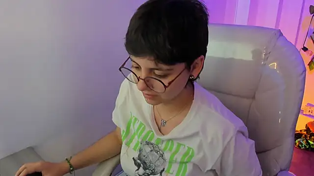 Nathaly ds online show from 24, 3, 2026