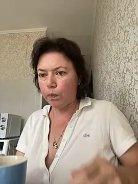 Kiravix online show from 4, 11, 2025