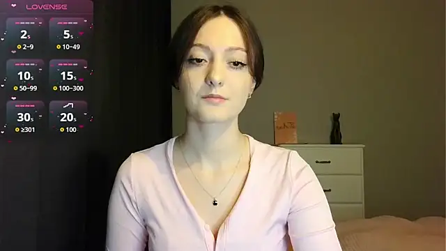 white liillyy online show from 2, 4, 2026