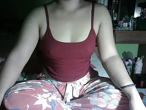 Snapshot of BigClit_Ayana chatting on 8, 11, 2025 BigClit Ayana online show from 8, 11, 2025