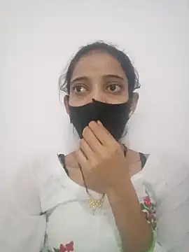 Snapshot of Sexey-Komal chatting on 20, 10, 2025 Sexey-Komal online show from 20, 10, 2025
