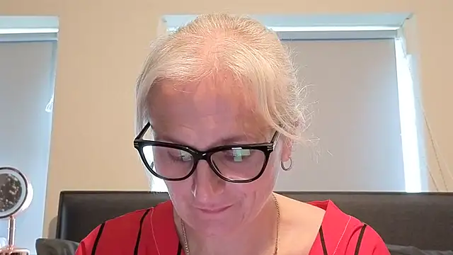 Velvet-Secrets online show from 1, 4, 2026