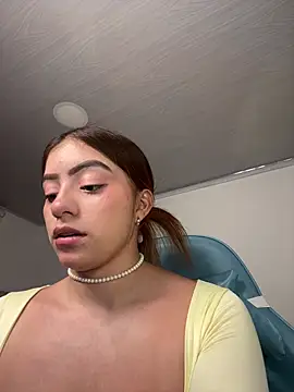 Melissa coll online show from 12, 5, 2026