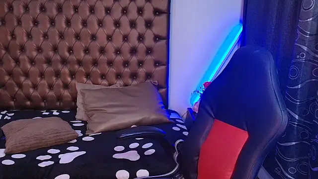 lailahdark online show from 28, 3, 2026