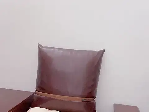 Snapshot of hoanghoangli chatting on 24, 11, 2025 hoanghoangli online show from 24, 11, 2025