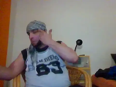 Snapshot of SmokedAlloy2 chatting on 5, 3, 2026 SmokedAlloy2 online show from 5, 3, 2026