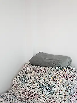 Snapshot of Valois2025 chatting on 30, 9, 2025 Valois2025 online show from 30, 9, 2025