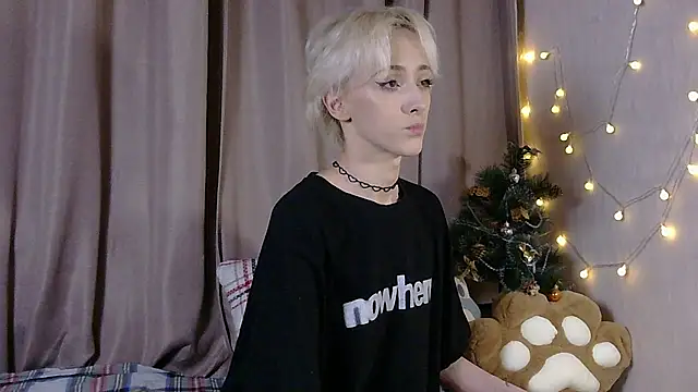 Snapshot of NextVibe_ chatting on 7, 1, 2026 NextVibe online show from 7, 1, 2026