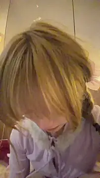 Snapshot of momo-2580 chatting on 24, 11, 2025 momo-2580 online show from 24, 11, 2025