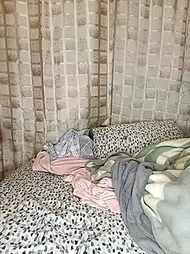 Snapshot of WaiterZim chatting on 17, 11, 2025 WaiterZim online show from 17, 11, 2025