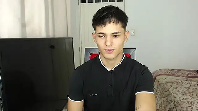 Alex mojica online show from 29, 10, 2025