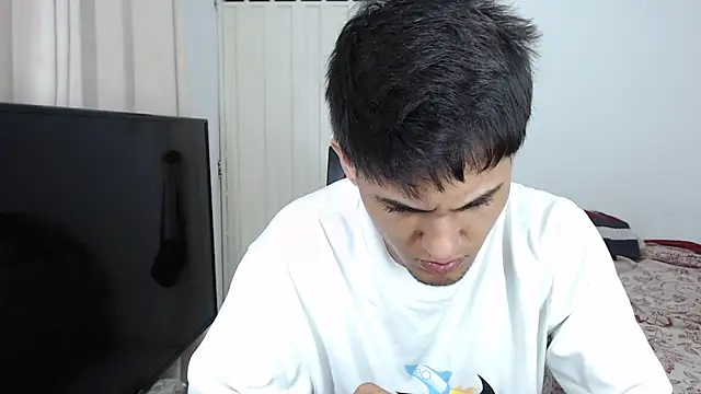 Alex mojica online show from 5, 11, 2025