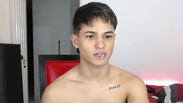 Alex mojica online show from 9, 11, 2025