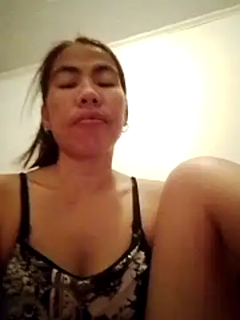 Deliciousgirl14 online show from 4, 4, 2026