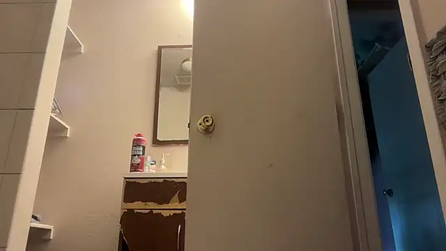 Snapshot of bearcub300 chatting on 25, 2, 2026 bearcub300 online show from 25, 2, 2026