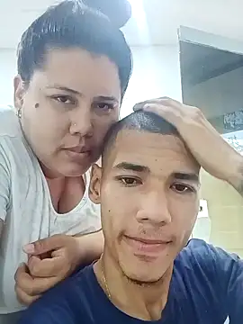 Snapshot of hera_and_kratos chatting on 1, 12, 2025 hera and kratos online show from 1, 12, 2025