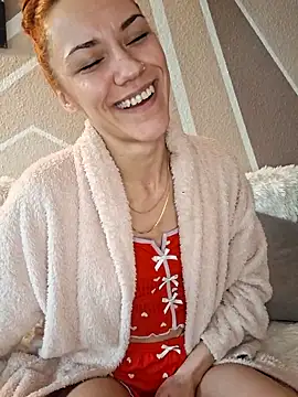 Snapshot of SlimBellaa chatting on 16, 2, 2026 SlimBellaa online show from 16, 2, 2026