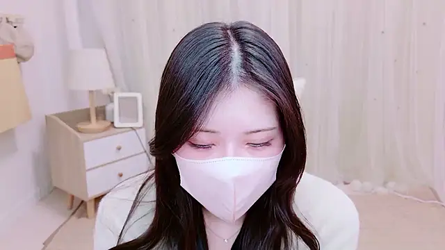 Snapshot of Oo_IORI chatting on 8, 11, 2025 Oo IORI online show from 8, 11, 2025