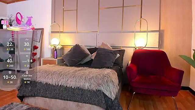 Lina Montclair online show from 18, 2, 2026