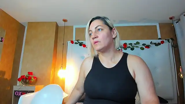 Heidy milf online show from 11, 3, 2026