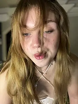 Snapshot of Emaline_Fane chatting on 14, 6, 2026 Emaline Fane online show from 14, 6, 2026