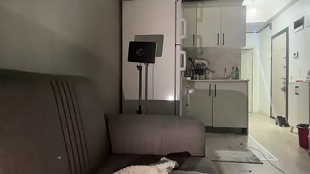 Snapshot of -piece_offire- chatting on 1, 2, 2026 -piece offire- online show from 1, 2, 2026