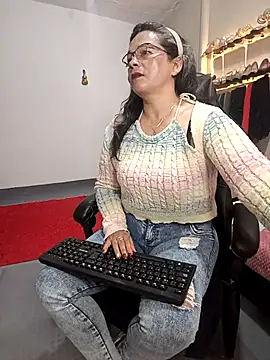 SolVegaNaciente online show from 24, 3, 2026