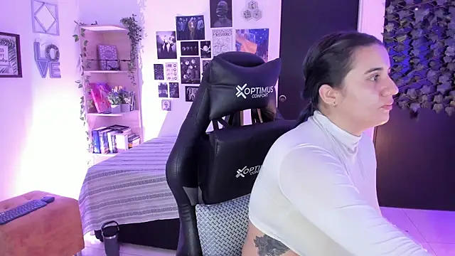 Lana Herondale online show from 27, 11, 2025