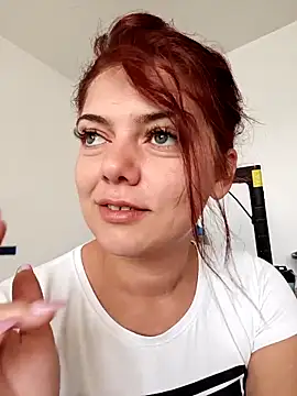 LadyNora online show from 18, 9, 2025