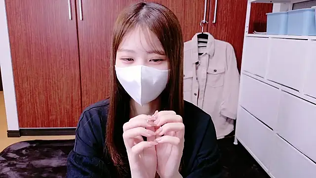 Snapshot of Ema_o0_chan chatting on 8, 10, 2025 Ema o0 chan online show from 8, 10, 2025