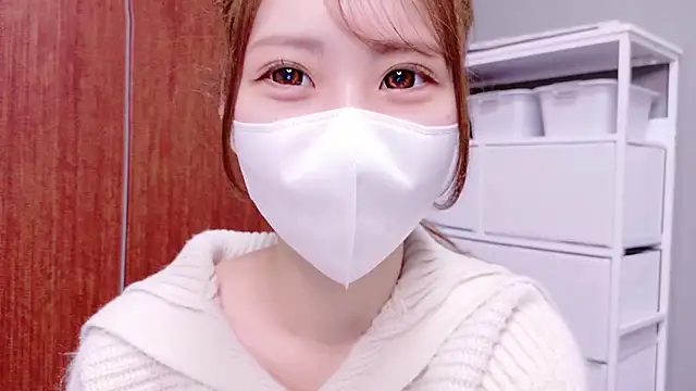 Snapshot of Ema_o0_chan chatting on 31, 10, 2025 Ema o0 chan online show from 31, 10, 2025