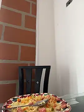 julieta rosee online show from 12, 4, 2026