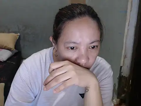 Rose slut squirt online show from 17, 2, 2026