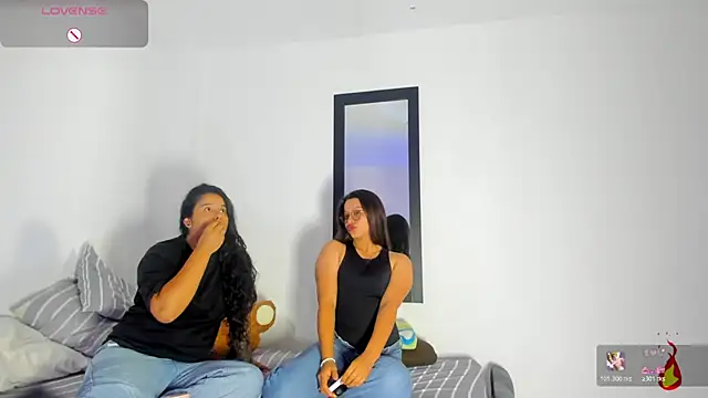 Dilan and Mia online show from 25, 6, 2026