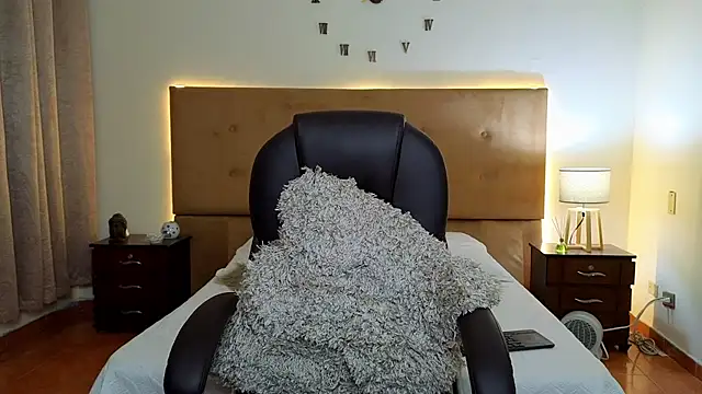 Steven Velez online show from 14, 9, 2025