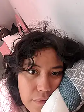 Snapshot of TamaraMera chatting on 1, 11, 2025 TamaraMera online show from 1, 11, 2025